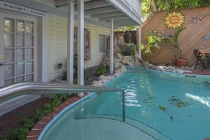 thumbnail: Garden