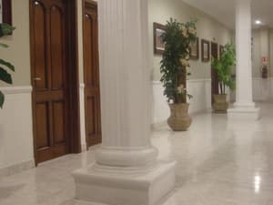 thumbnail: Hallway