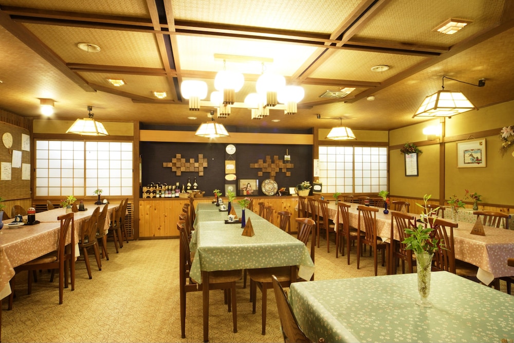 Restaurant-cafeteria