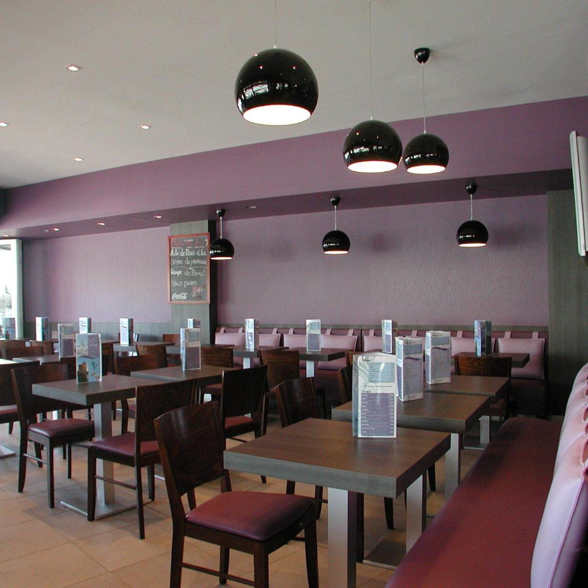 Restaurant-cafeteria