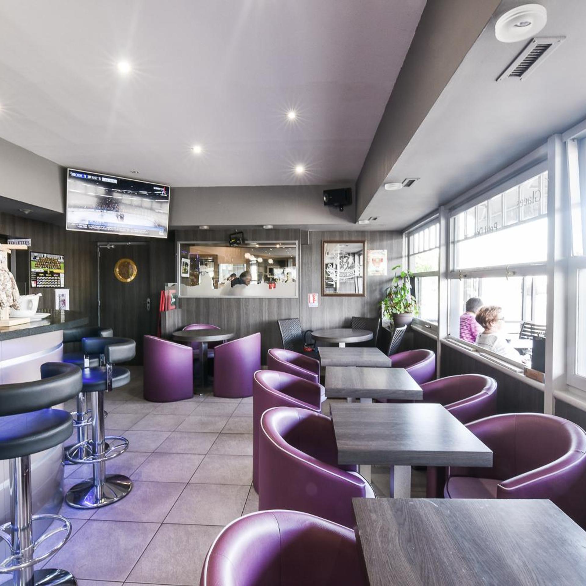 Restaurant-cafeteria