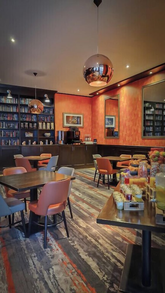 Restaurant-cafeteria