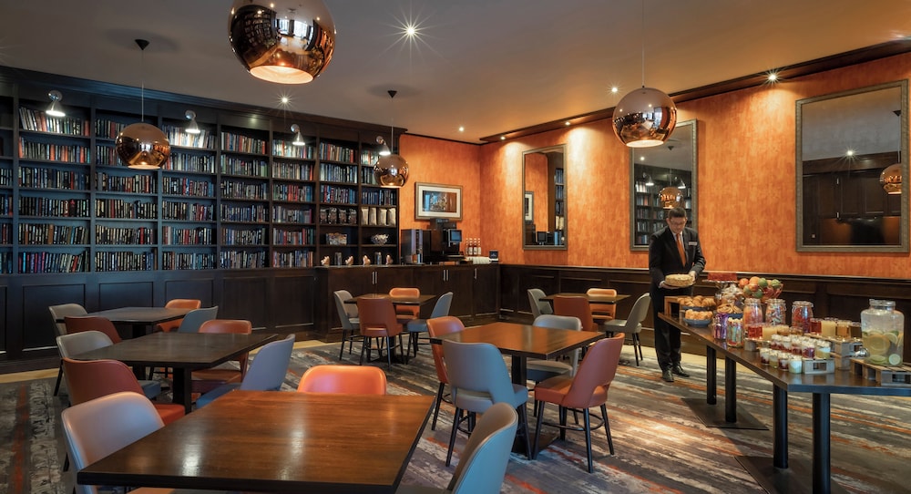 Restaurant-cafeteria