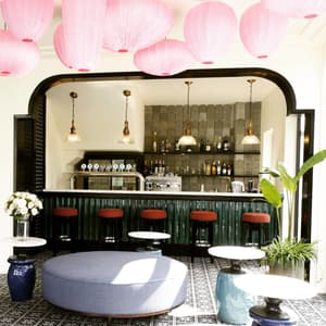 thumbnail: Bar (on property)