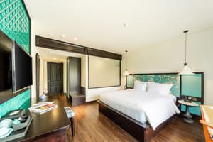 thumbnail: Room