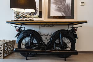 thumbnail: Interior detail