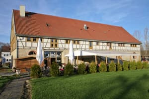 thumbnail: Exterior