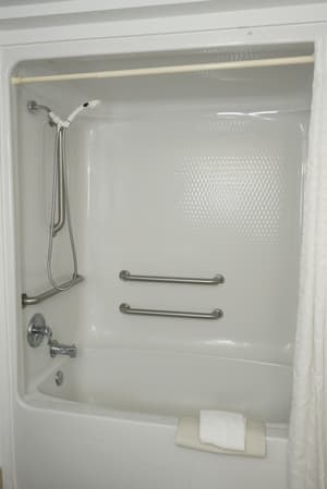 thumbnail: Bathroom shower