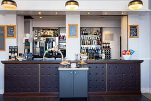 thumbnail: Bar (on property)