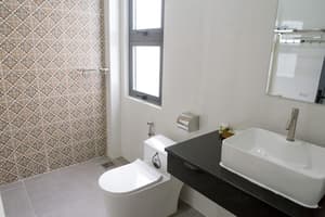 thumbnail: Bathroom