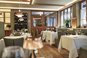 thumbnail: Restaurant
