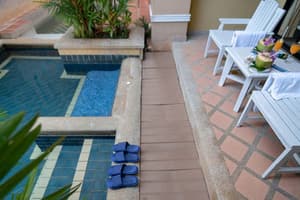 thumbnail: Terrace/patio