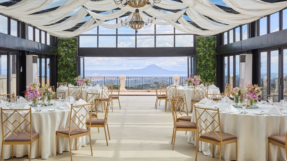Indoor wedding