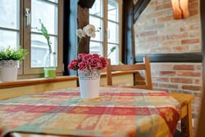 thumbnail: Interior detail