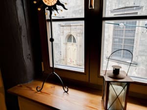 thumbnail: Interior detail