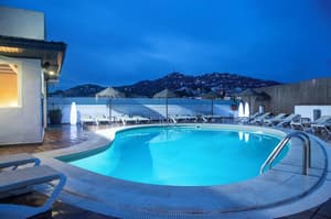 thumbnail: Pool