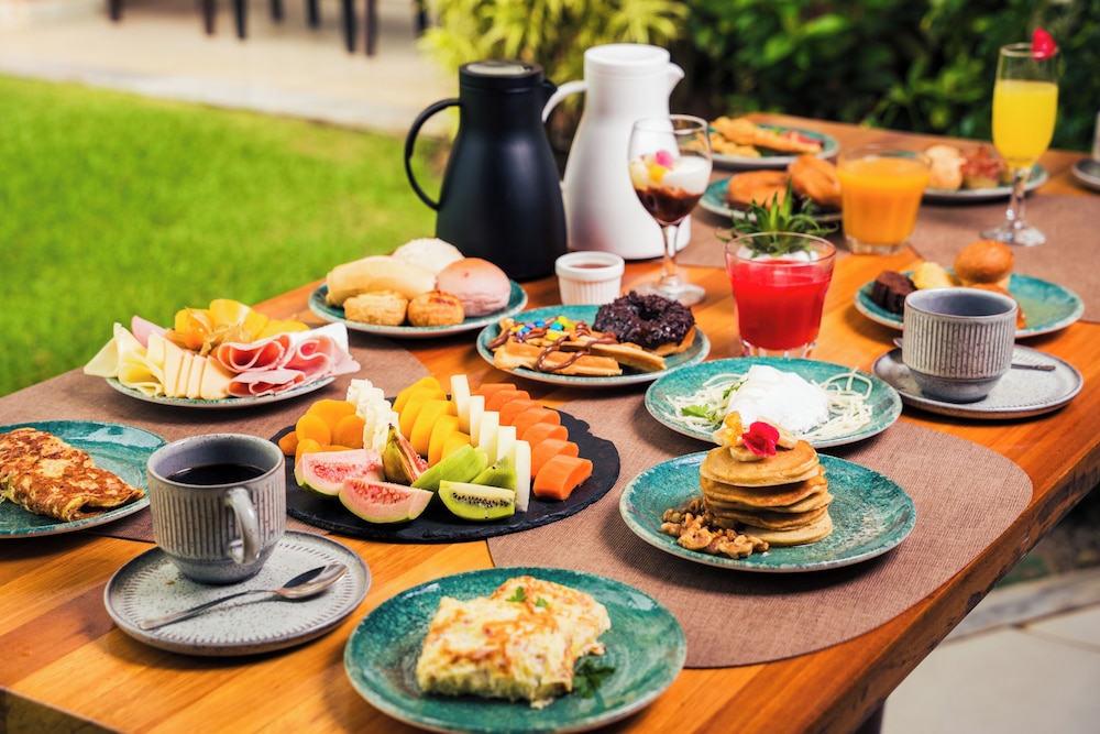 Breakfast meal
