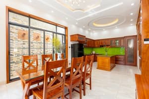 thumbnail: In-room dining