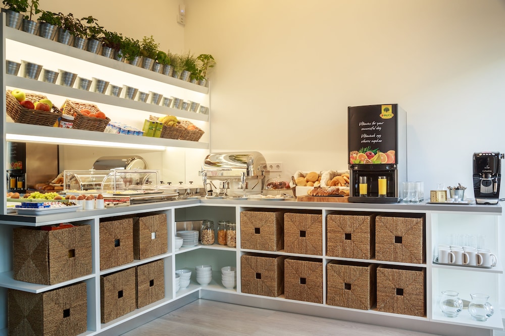 Restaurant-cafeteria