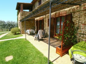 thumbnail: Exterior