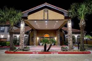 thumbnail: Exterior