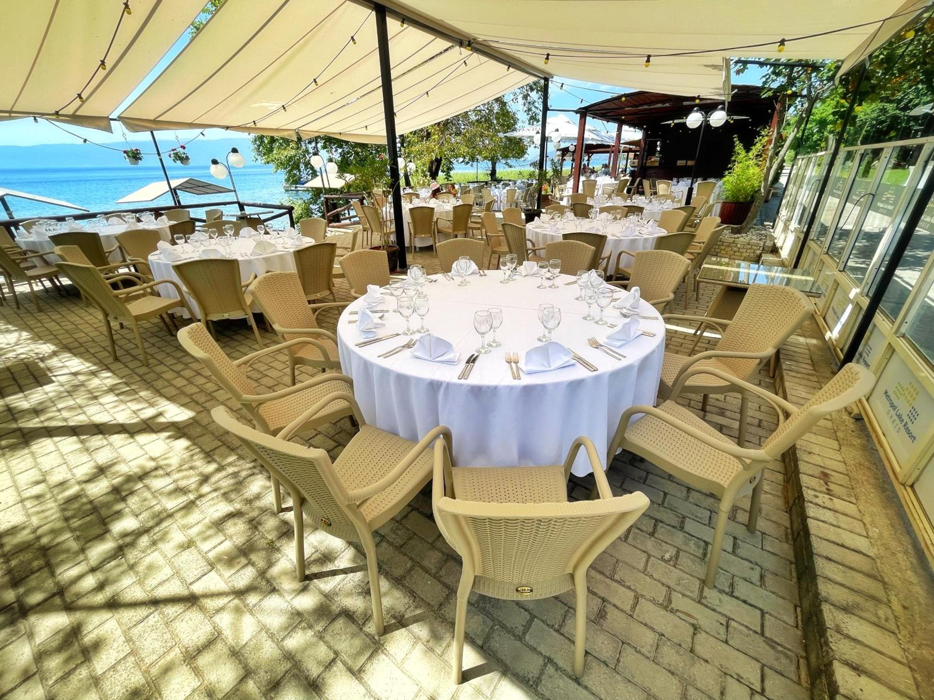 Restaurant-cafeteria