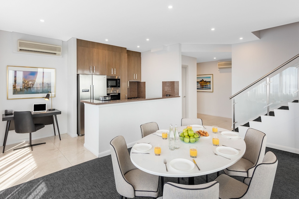 Restaurant-cafeteria