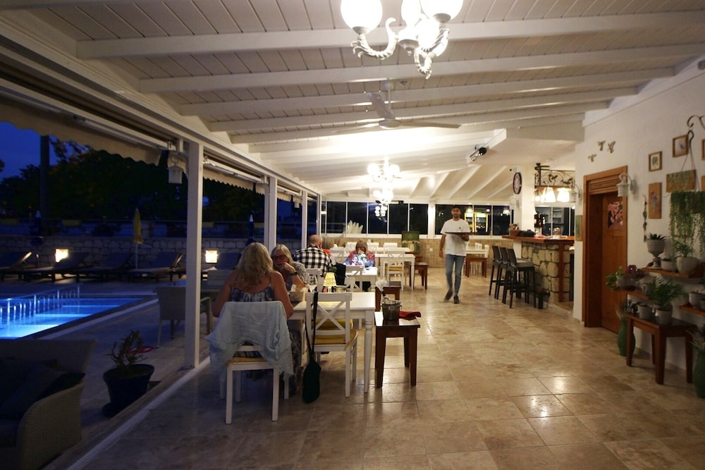 Restaurant-cafeteria