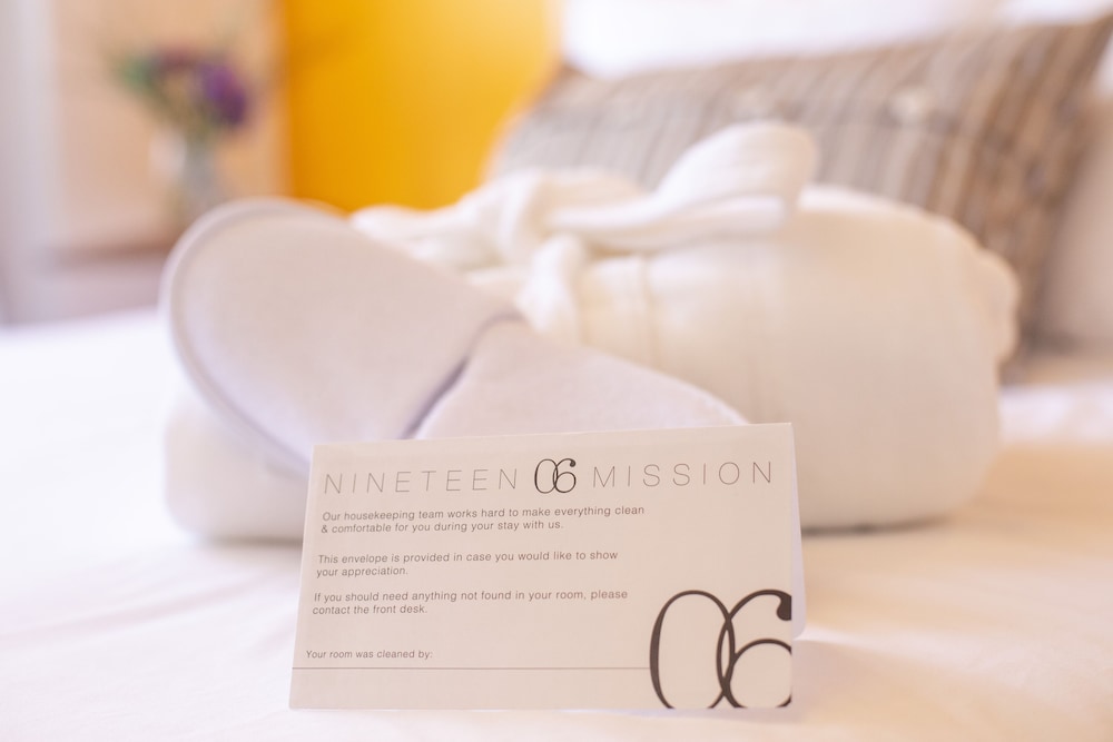 Room amenity