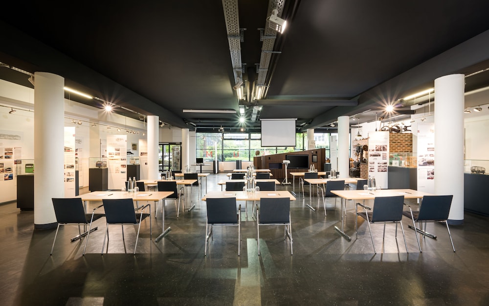 Restaurant-cafeteria