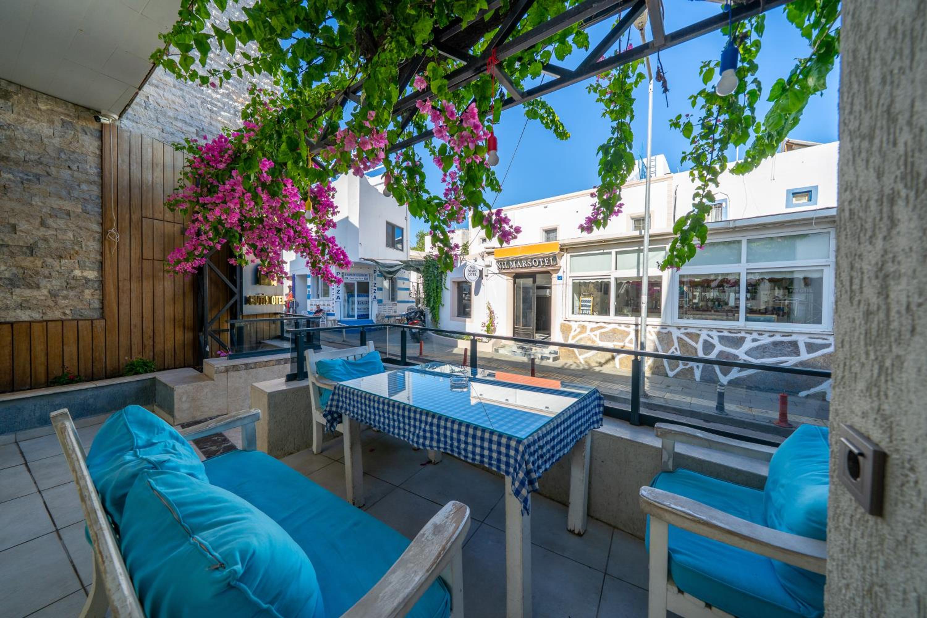 Restaurant-cafeteria