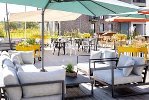 thumbnail: Sundeck