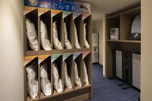 thumbnail: Interior
