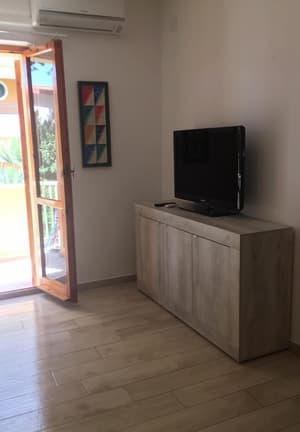 thumbnail: Interior