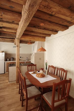 thumbnail: In-room dining