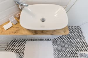 thumbnail: Interior detail