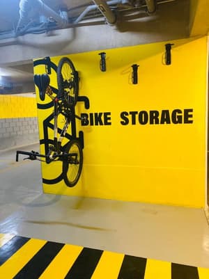 thumbnail: Bicycling