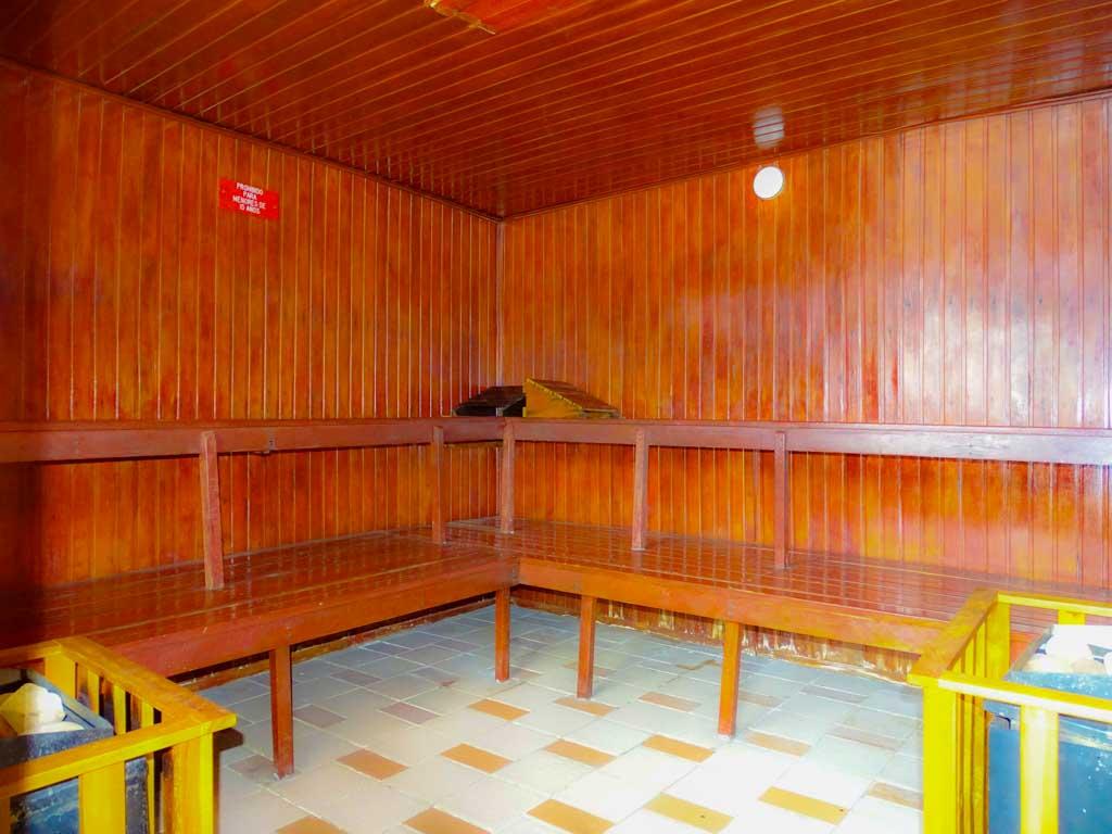 Swimming pool-spa