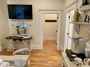 thumbnail: Game room