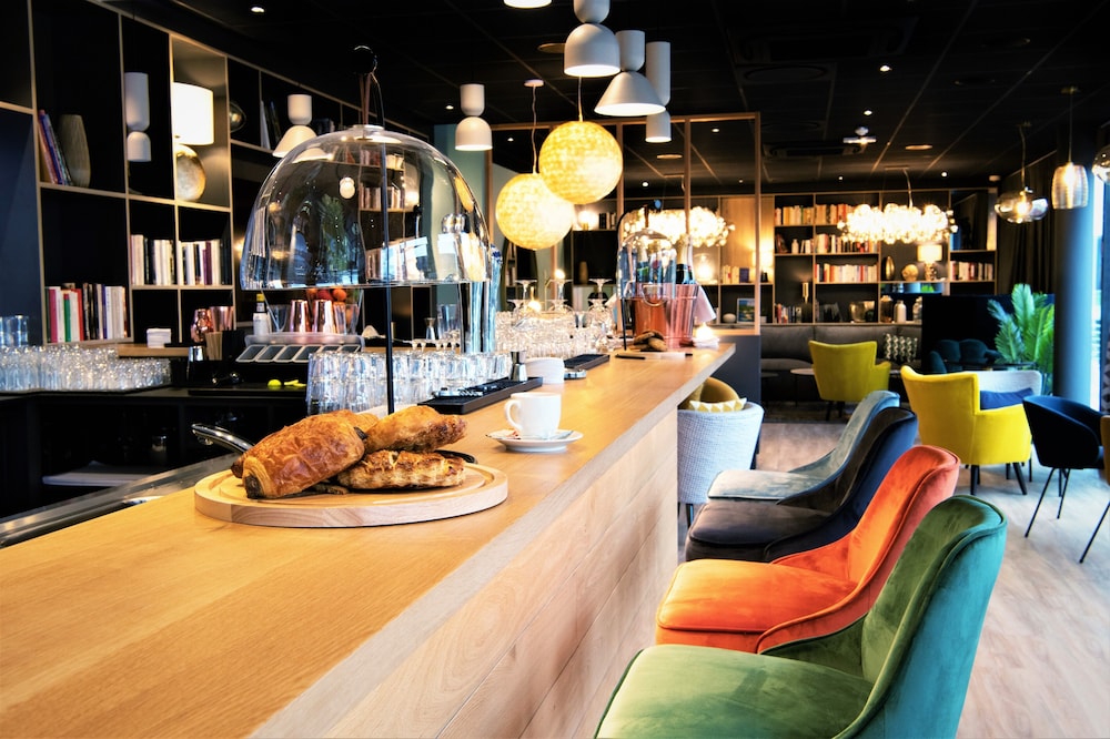 Restaurant-cafeteria