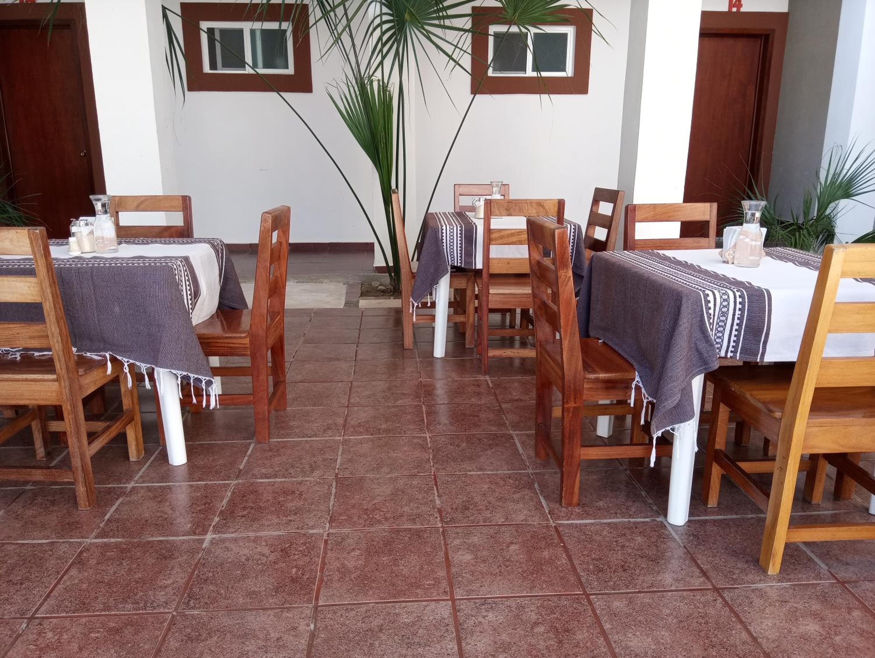 Restaurant-cafeteria