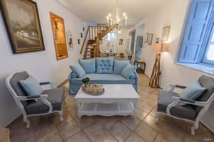thumbnail: Living room