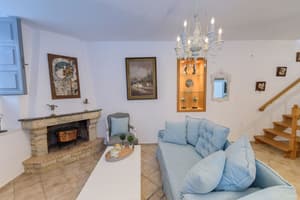 thumbnail: Living area