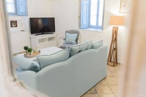 thumbnail: Living area