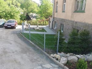 thumbnail: Property grounds
