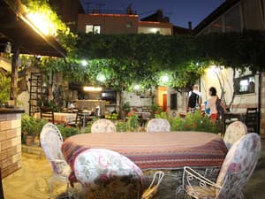 thumbnail: Terrace/patio