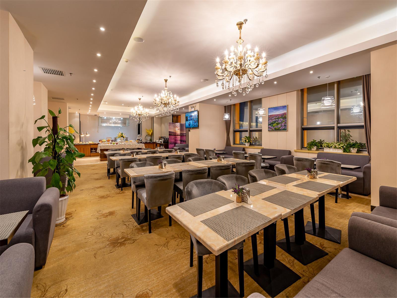 Restaurant-cafeteria