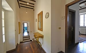 thumbnail: Hallway