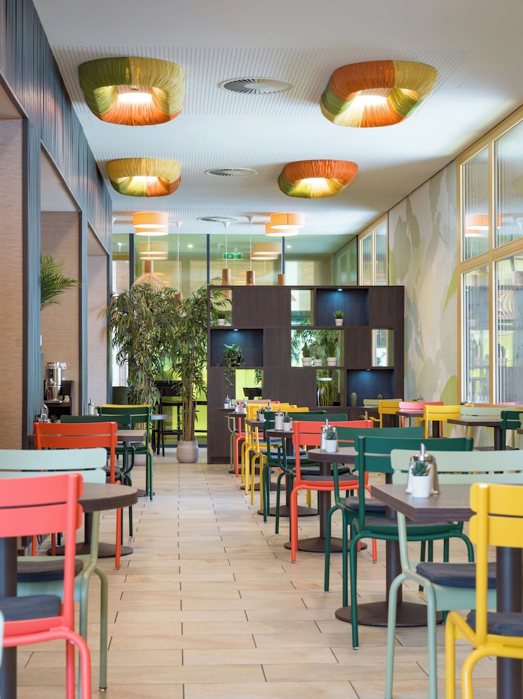 Restaurant-cafeteria