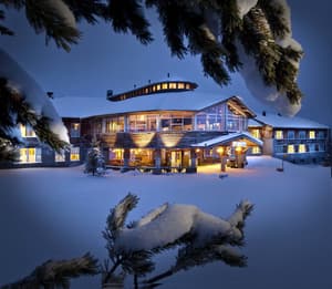 thumbnail: Front of property